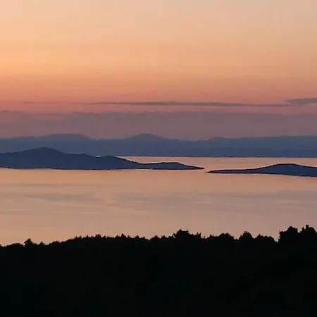 Prázdninový dům Sunrisehouse Hvar Brusje