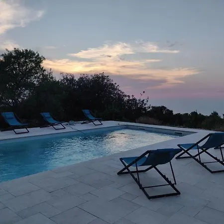 Sunrisehouse Hvar Semesterbostad *