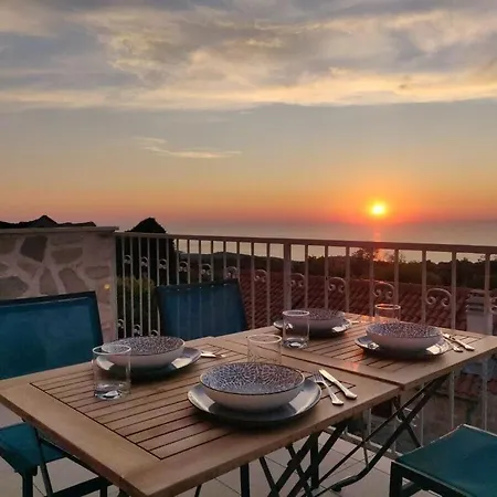 Sunrisehouse Hvar Semesterbostad *