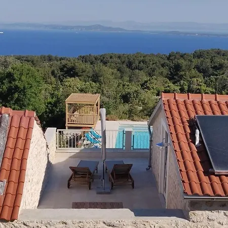 Semesterbostad Sunrisehouse Hvar